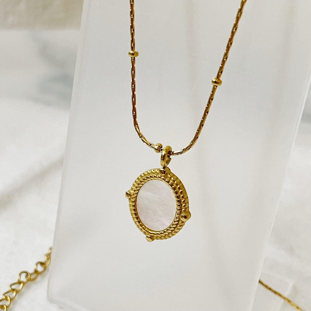 Necklace - Picture 5 of 8